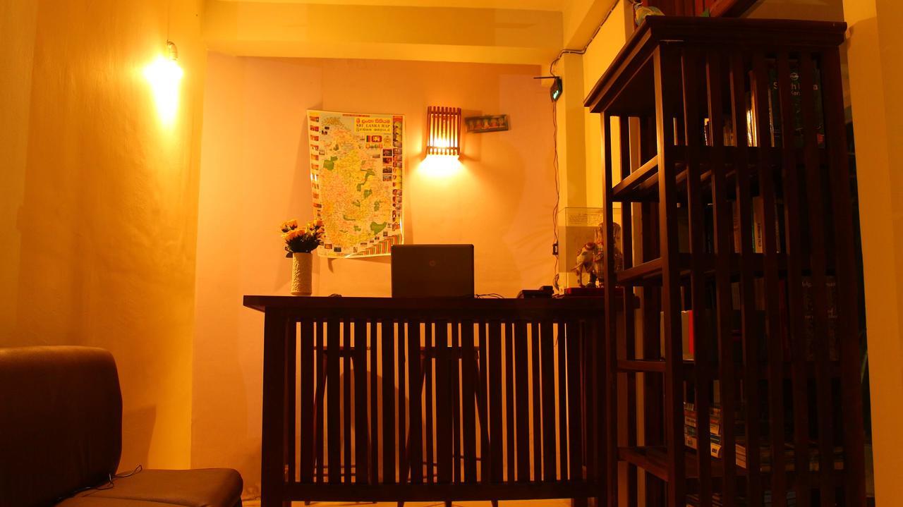 Primrose Guest House ウナワトゥナ エクステリア 写真
